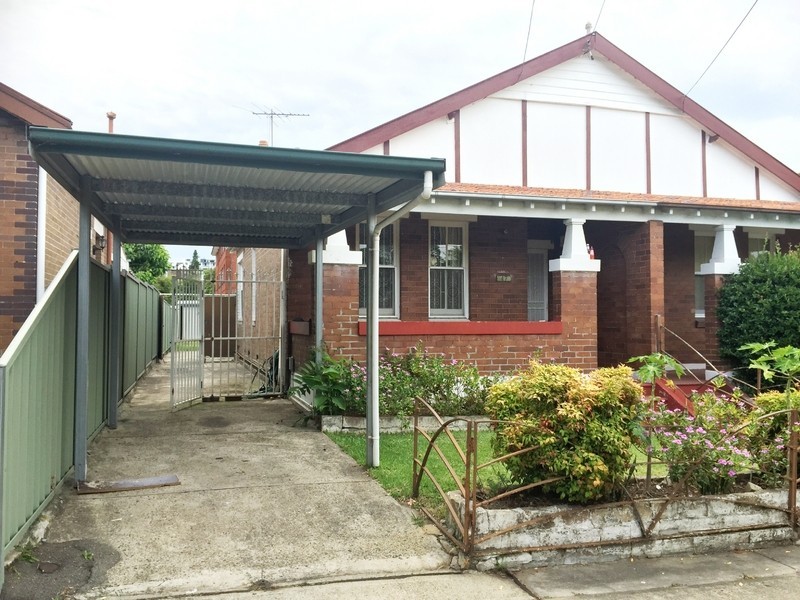 47 Park St, Campsie NSW 2194