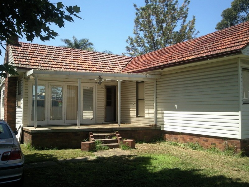 265 Hume Highway, Greenacre NSW 2190