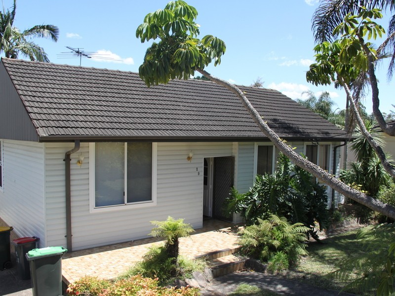 29 Hugh Ave, Peakhurst NSW 2210