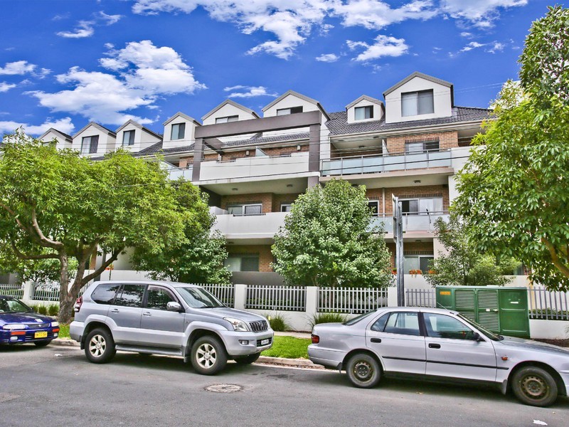 8/37-43  Eastbourne Road, Homebush West NSW 2140