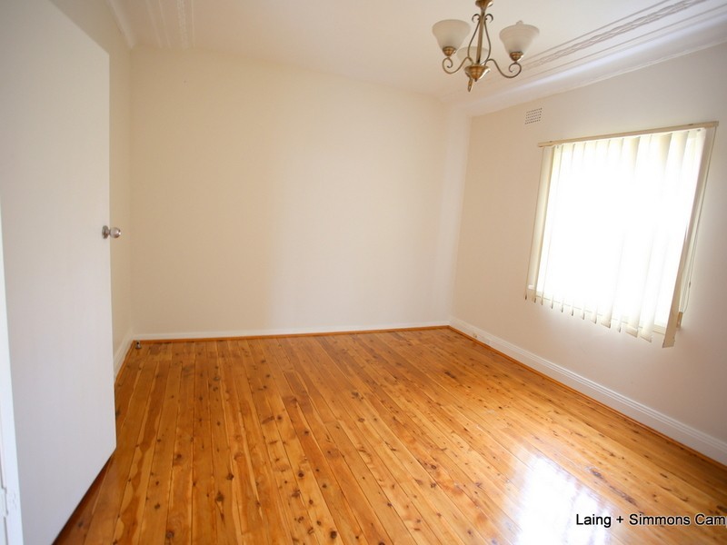 8 Paterson Avenue, Kingsgrove NSW 2208