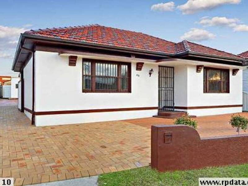 976 Canterbury Rd, Roselands NSW 2196