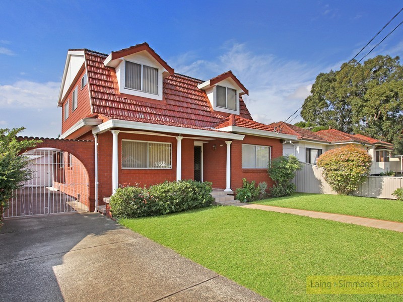 18 Birrong ave, Birrong NSW 2143