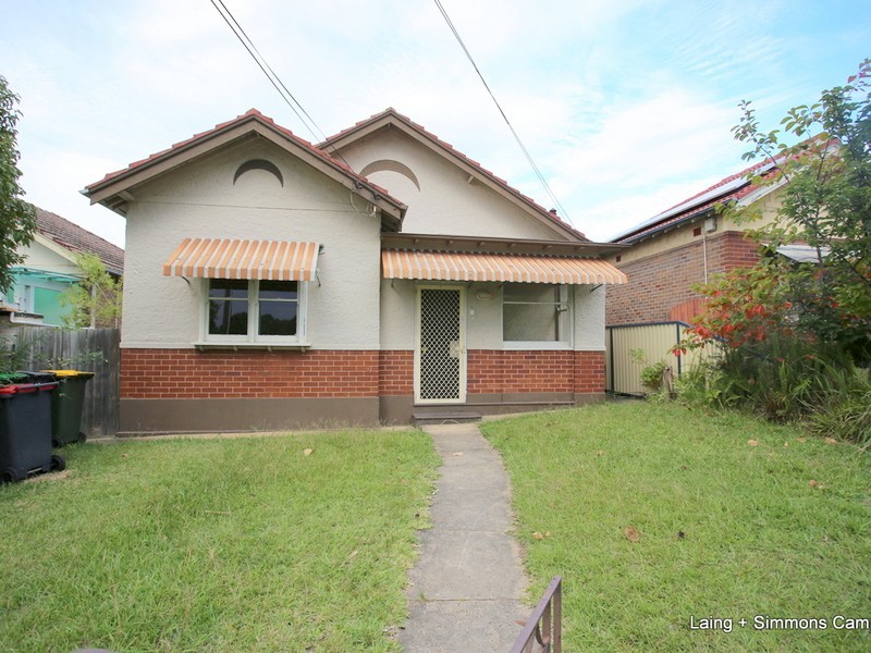 83 Fifth Avenue, Campsie NSW 2194