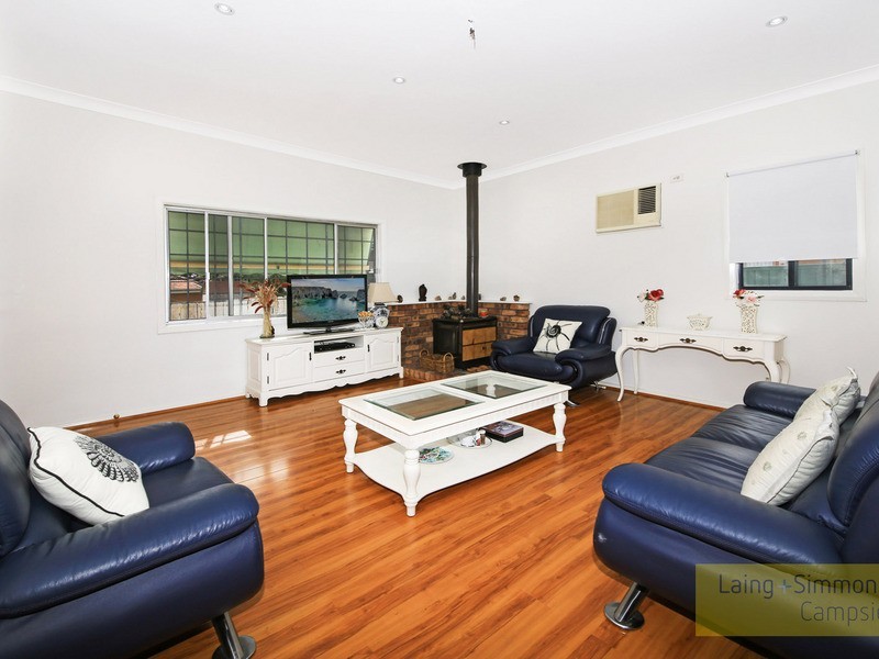 2 Harcourt Ave, Campsie NSW 2194