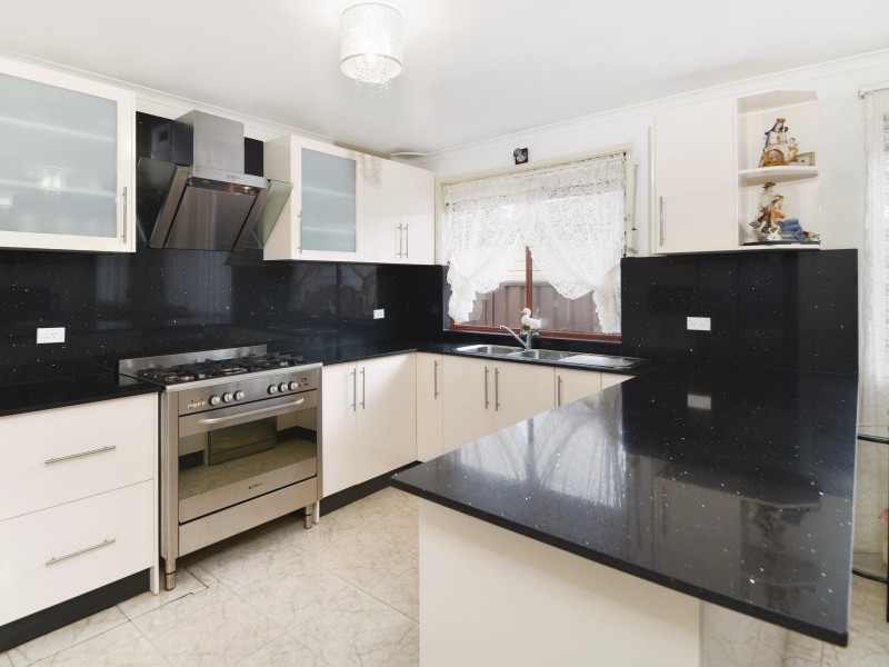 26 Conrad St, Wetherill Park NSW 2164