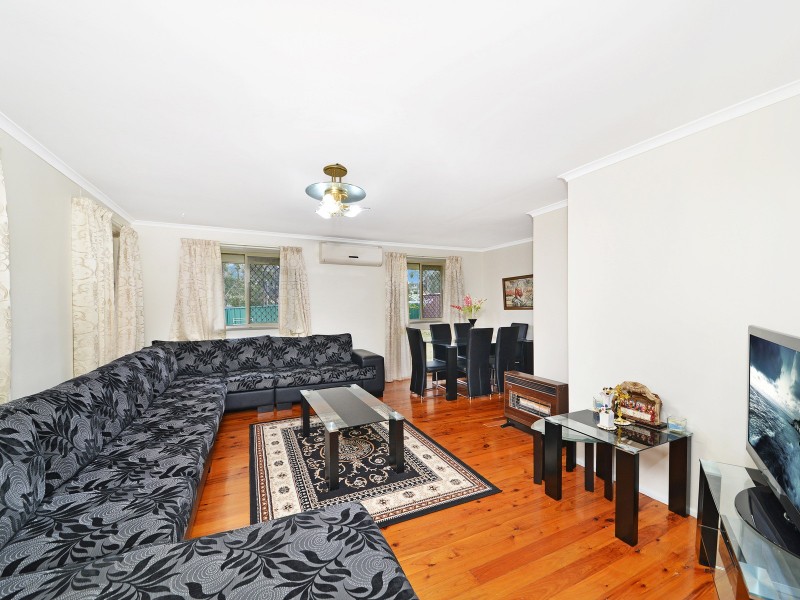 26 Conrad St, Wetherill Park NSW 2164