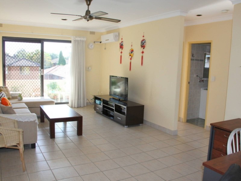 11/32 Fifth Ave, Campsie NSW 2194