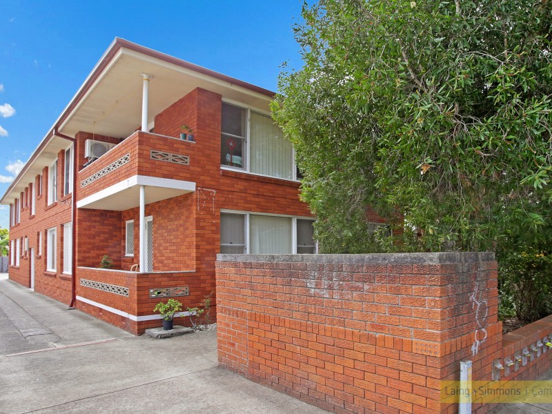 1/41 Bellombi Street, Campsie NSW 2194