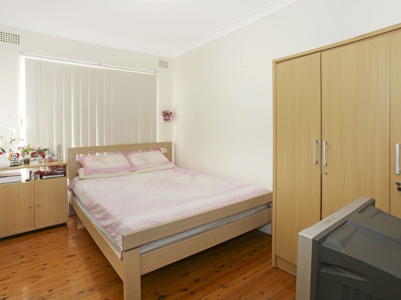 1/41 Bellombi Street, Campsie NSW 2194