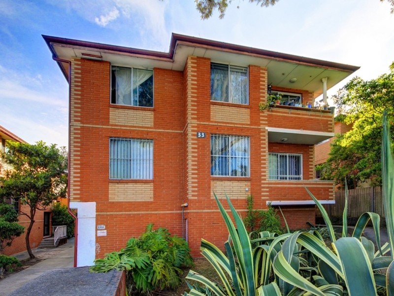 2/33 Bexley Road, Campsie NSW 2194