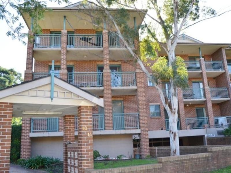 13/10-14 Milton Street, Bankstown NSW 2200