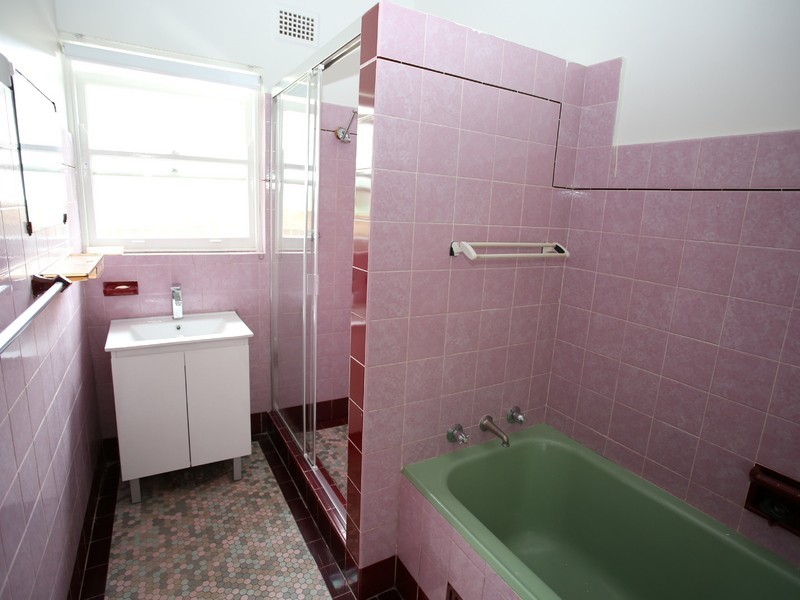4 Allawah Ave, Sefton NSW 2162