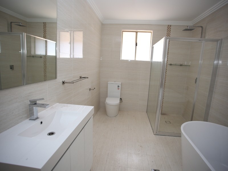42 First Ave, Campsie NSW 2194