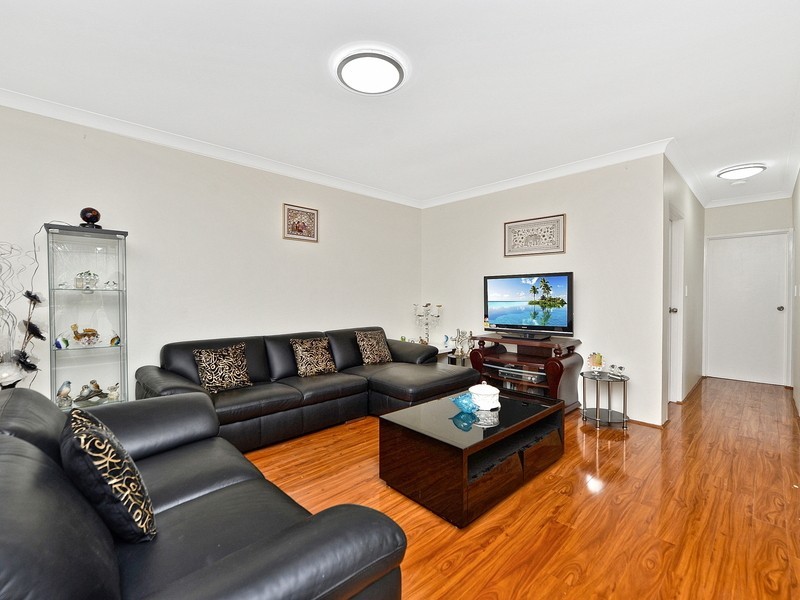 11 /98 Victoria St, Punchbowl NSW 2196