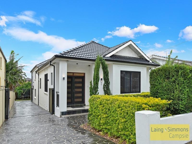 14 Hillview St, Roselands NSW 2196