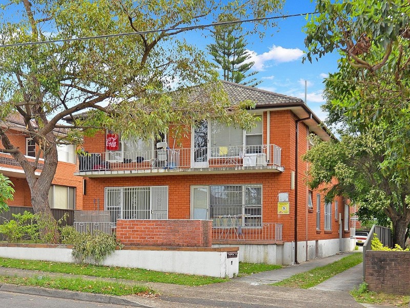 96 Duke St, Campsie NSW 2194