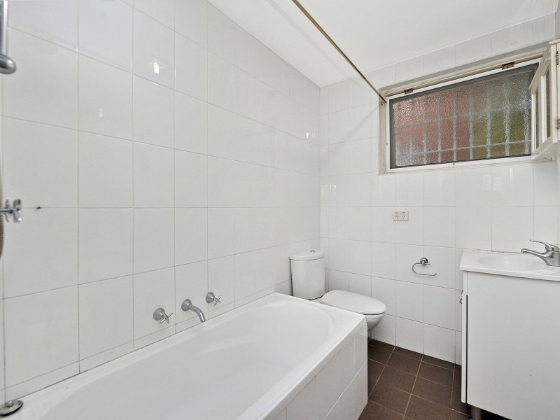 96 Duke St, Campsie NSW 2194