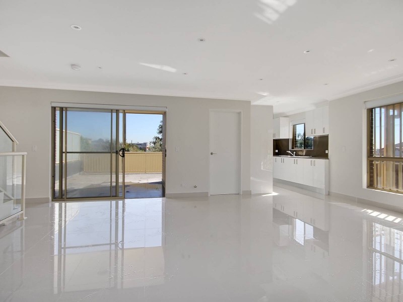 2/16 Nicholas Avenue, Campsie NSW 2194