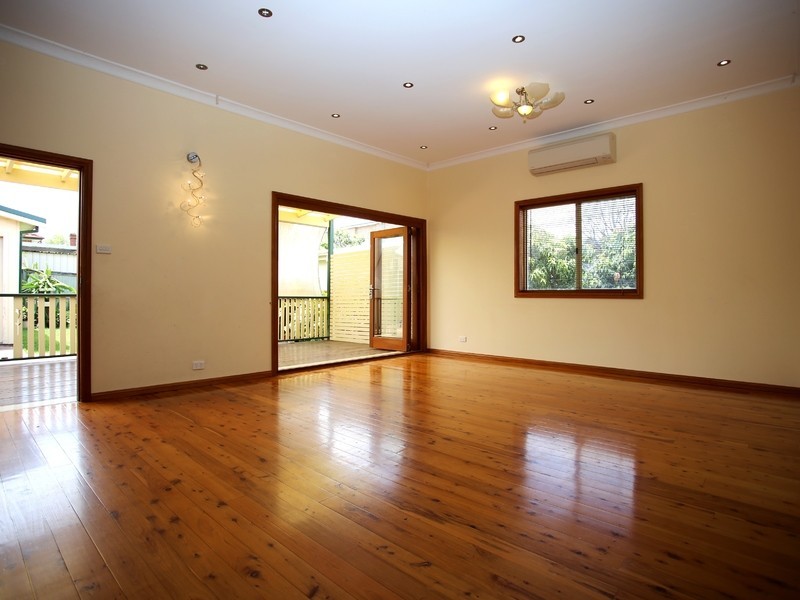 52 Viking Street, Campsie NSW 2194