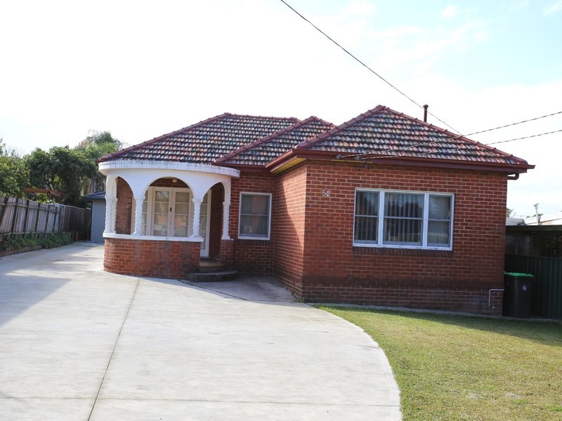 52  Bexley Rd, Campsie NSW 2194