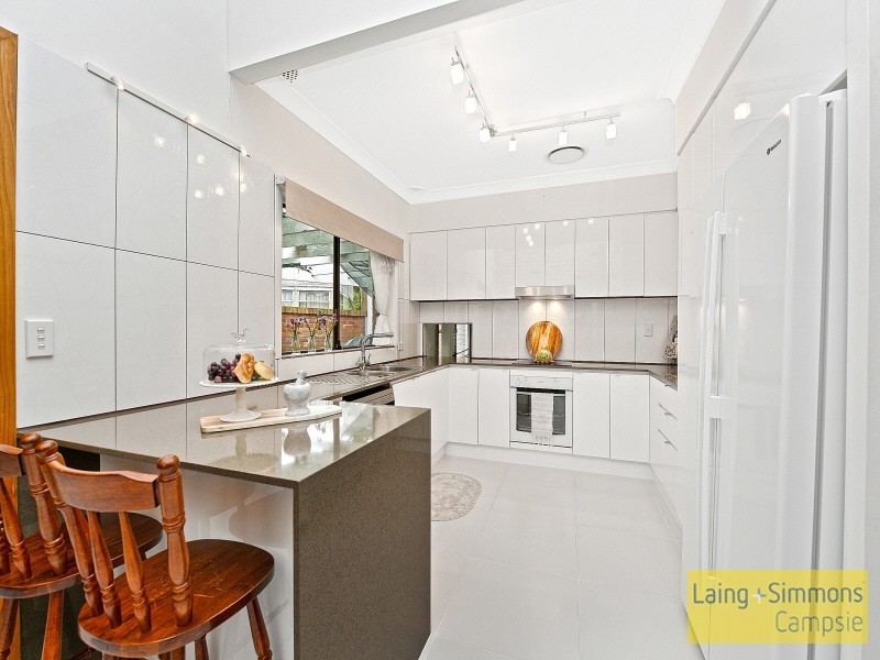 48 Warung Street, Georges Hall NSW 2198