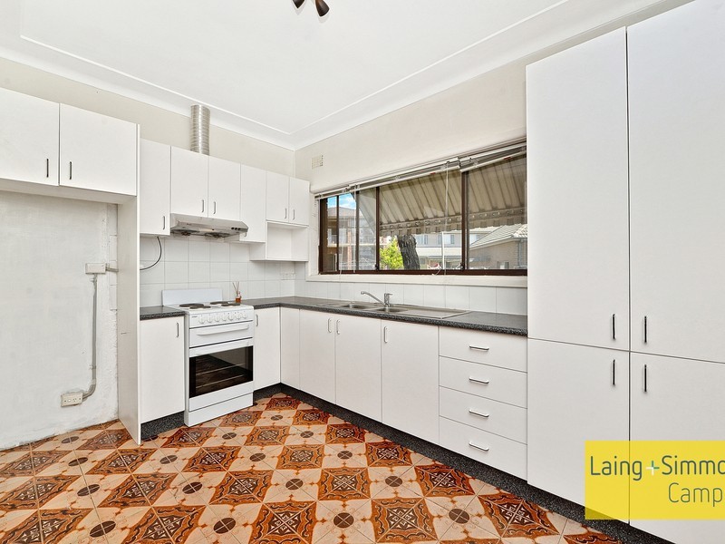 9 Jacqueline Cresent, Greenacre NSW 2190