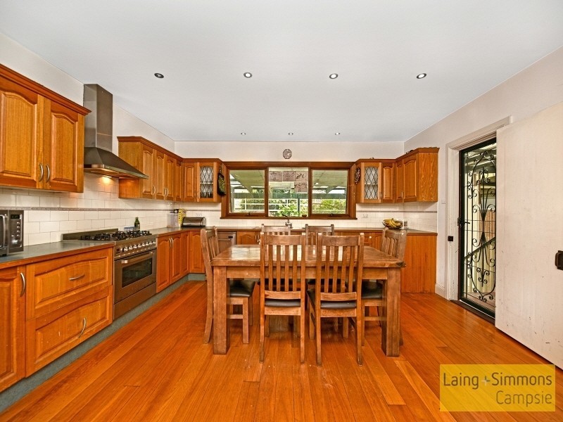 8 Albert Street, Campsie NSW 2194