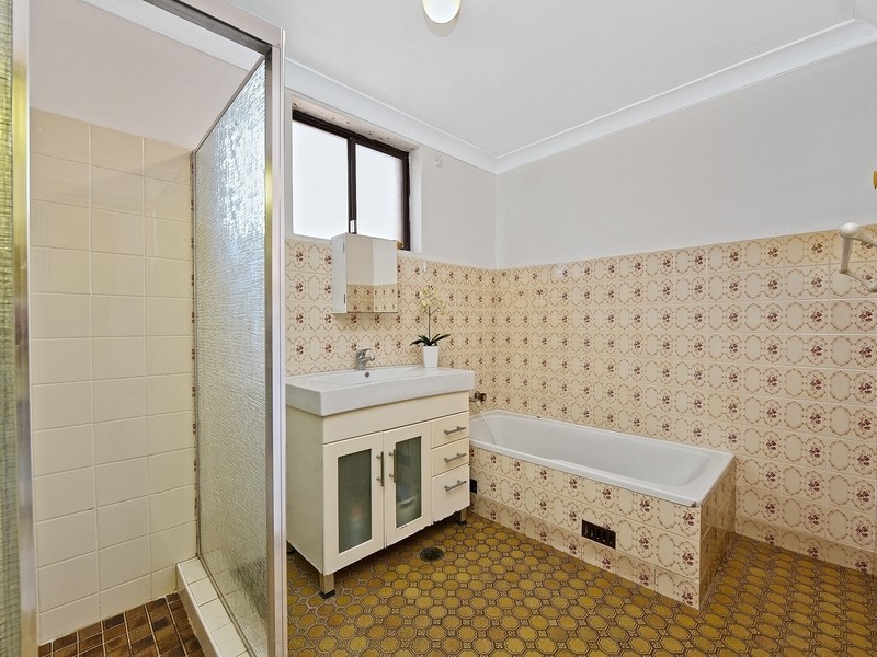 2/3 Stanley St, Campsie NSW 2194