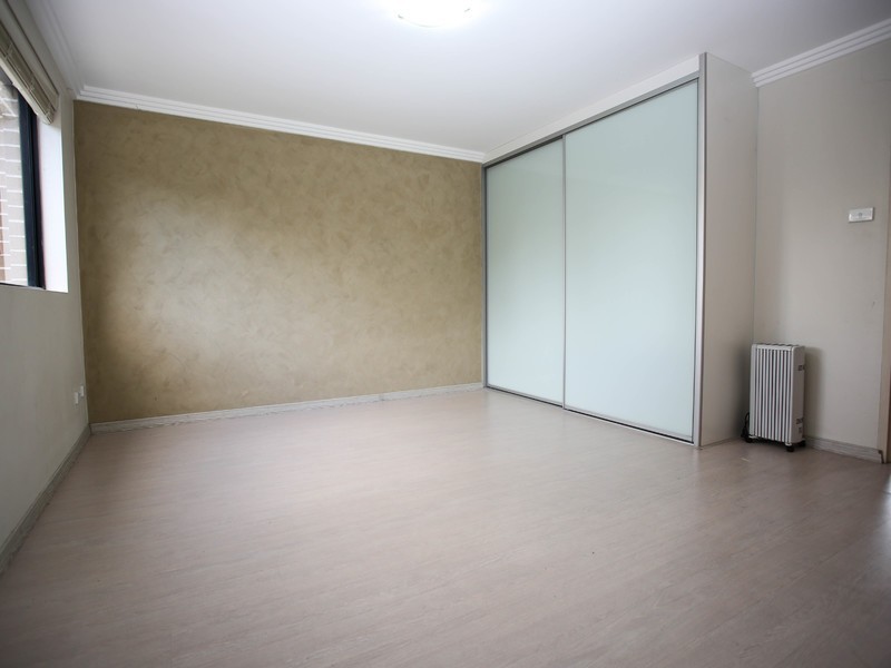 2/85 Second Ave, Campsie NSW 2194