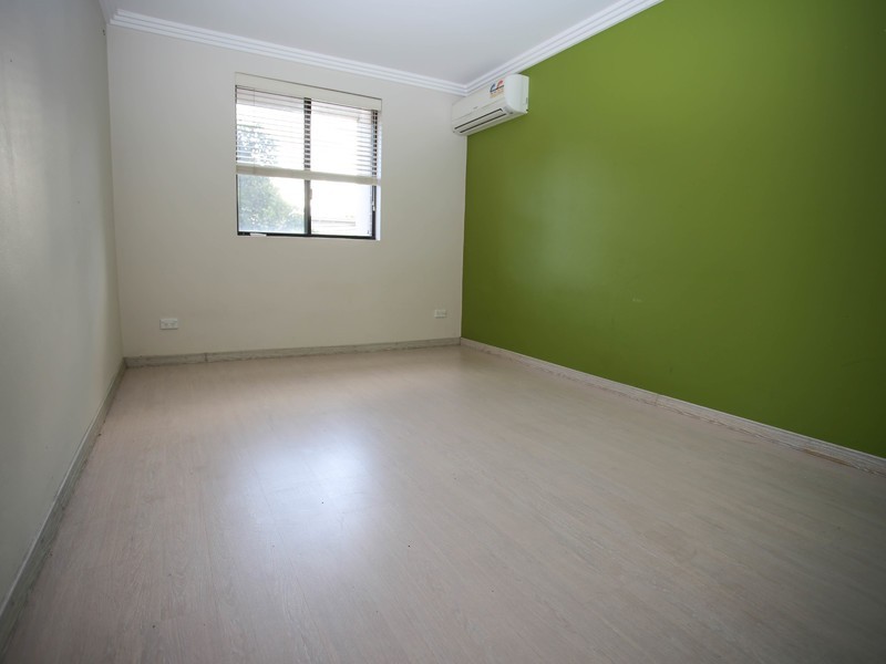 2/85 Second Ave, Campsie NSW 2194