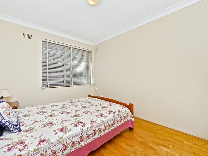 27 Cornelia St, Wiley Park NSW 2195