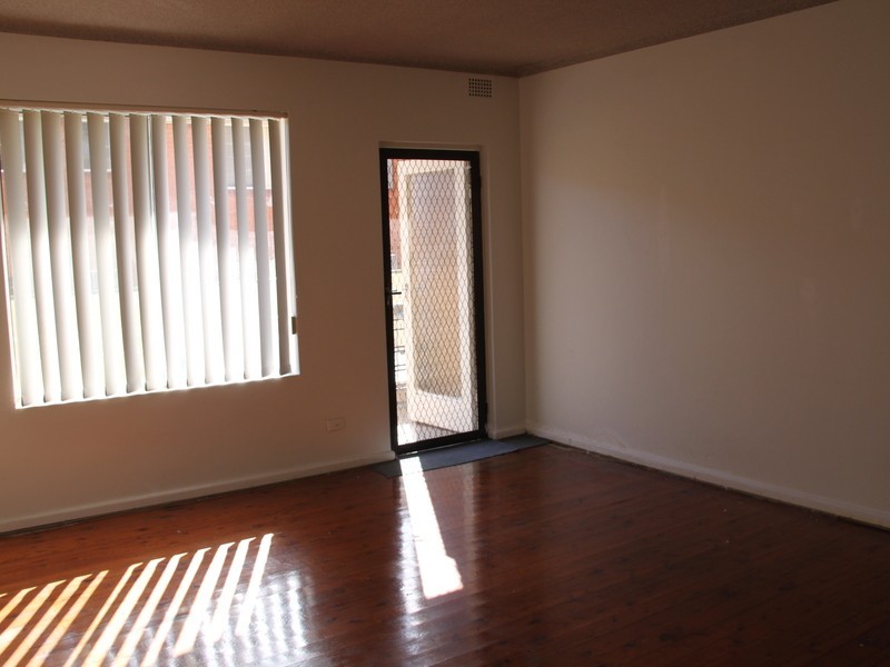 1/43 Fairmount St, Lakemba NSW 2195