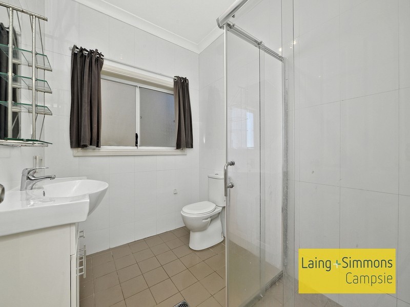 10 Buckland Street, Greenacre NSW 2190