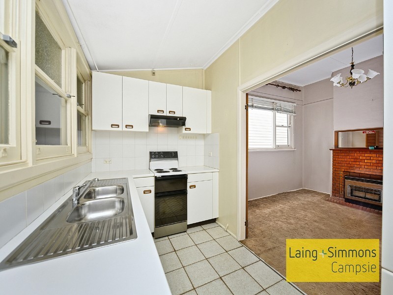 21 Third Avenue, Campsie NSW 2194