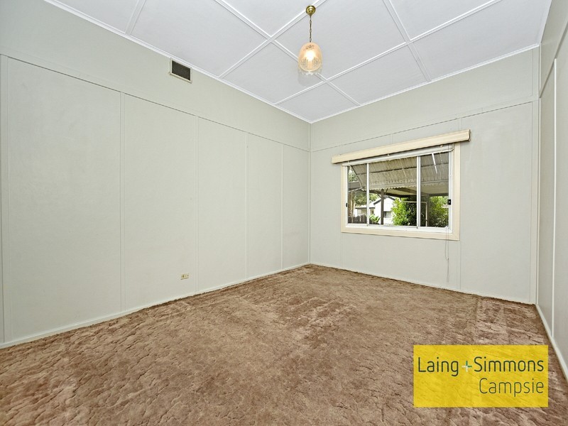 21 Third Avenue, Campsie NSW 2194