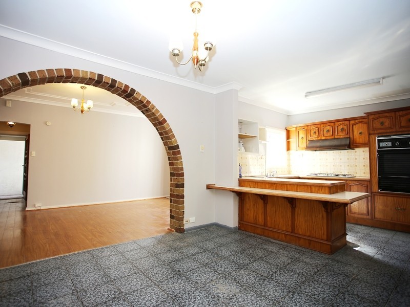 8 Innes St, Five Dock NSW 2046