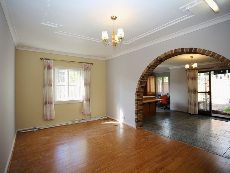 8 Innes St, Five Dock NSW 2046