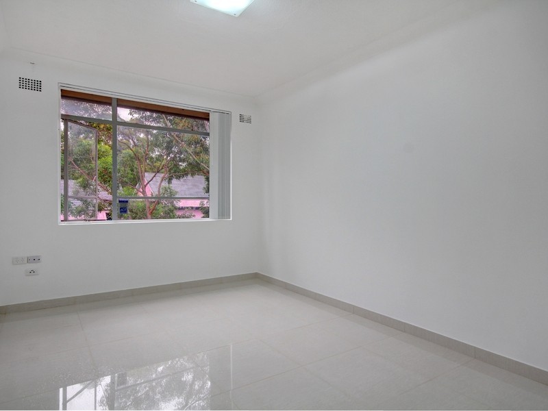 297 King Georges Rd, Roselands NSW 2196