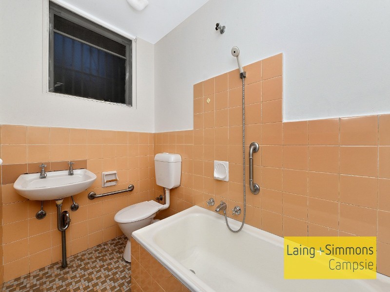 2/129 Evaline Street, Campsie NSW 2194