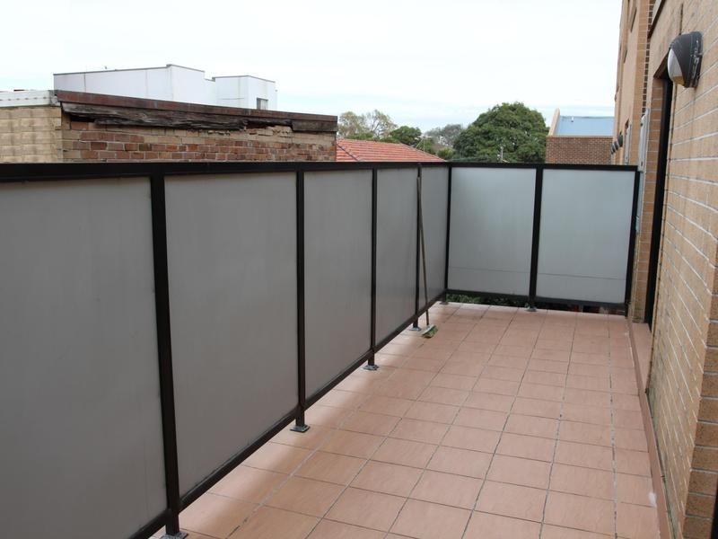 11  Sixth Ave, Campsie NSW 2194