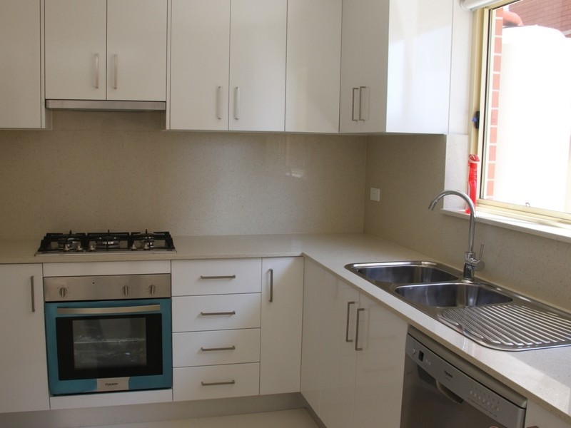 2/121-123 Evaline Street, Campsie NSW 2194