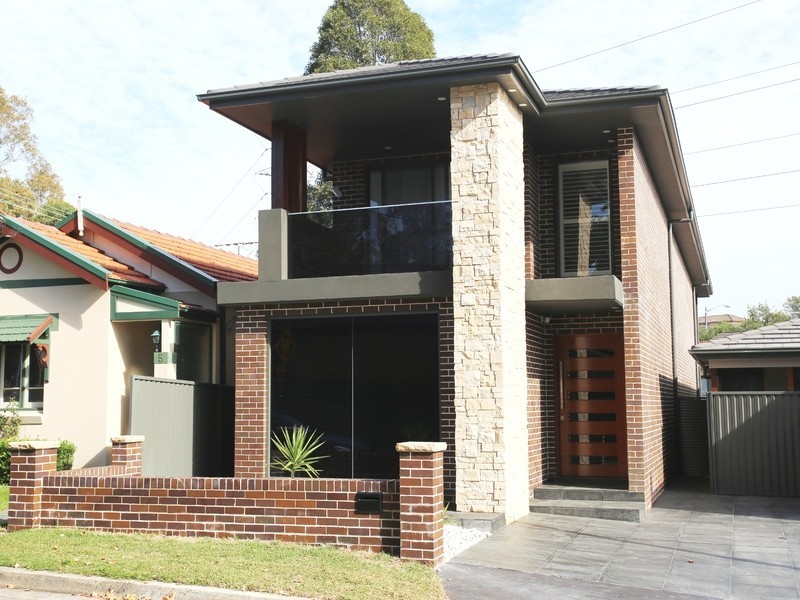 3 Woolcott St, Earlwood NSW 2206