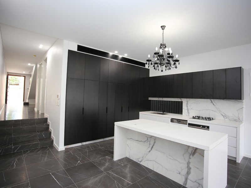 3 Woolcott St, Earlwood NSW 2206