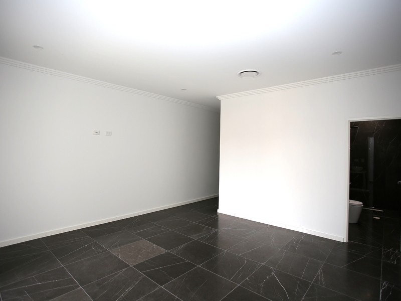 3 Woolcott St, Earlwood NSW 2206