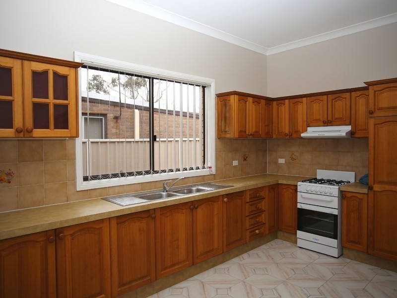 14 Loftus St, Campsie NSW 2194