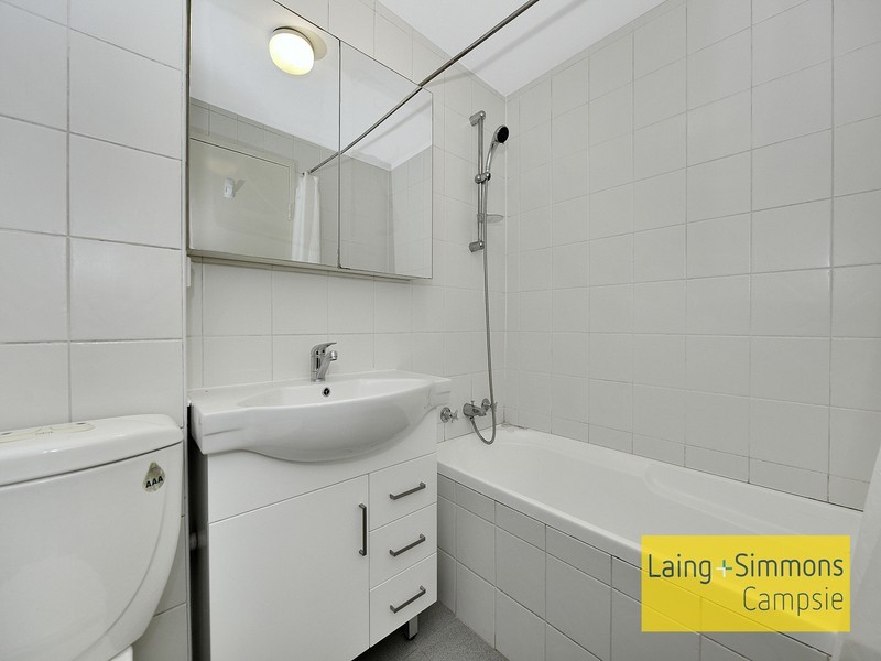 4/39-43 Riverside Cr, Marrickville NSW 2204