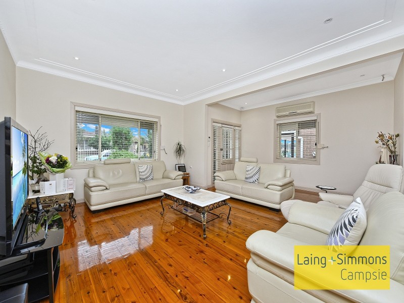 31 Rea Street, Greenacre NSW 2190