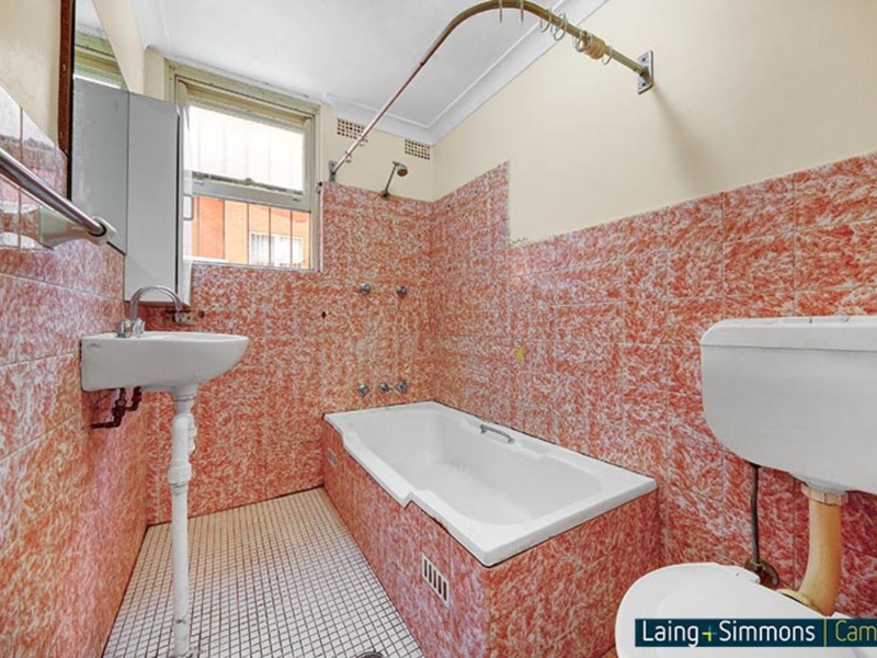 16 Unara St, Campsie NSW 2194