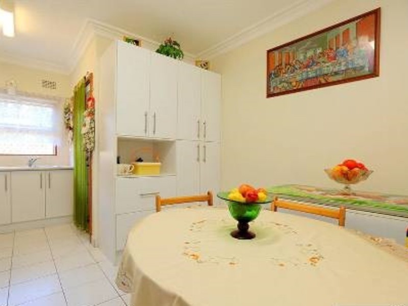 2 Shadforth St, Wiley Park NSW 2195